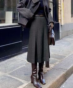 Modest Clothing, Winter Trends, Pretty Dress, Outfits Ideas, Modest Outfits, Modest Fashion