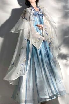 Japanese Princess Kimono, Filipino Traditional Clothing, Cultural Clothes, Dragon Dress, Ap Portfolio, Chinese Princess Dress, Blue And Gold Dress, Japan Dress, Sleeping Dragon