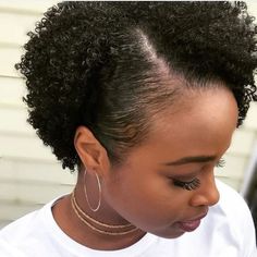 Haircuts For Natural Hair Black Women, Short African Hairstyles Natural, Short Natural Hair Updo, Short Wash And Go Hairstyles, Short Twa Hairstyles 4c Hair, Styles For Short Curly Hair, Cornrows Natural, Twa Styles