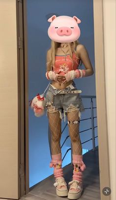 Pink Gyaru Outfit, Gyaru Fashion 90s, Aesthetic Streetwear Outfits, Kawaii Streetwear, Peony Aesthetic, Estilo Harajuku, Rave Fits, Kawaii Y2k