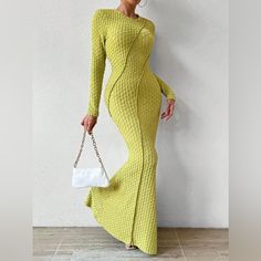 - Mermaid - Maxi - Casual - Long Sleeve Item Takes 4-7 Business Days To Ship Questions? Leave A Comment Below! Maxi Mermaid Dress, Fitted Green Fishtail Maxi Dress, Green Fitted Fishtail Maxi Dress, Green Long Sleeve Mermaid Dress, Green Mermaid Dress For Spring, Spring Green Mermaid Dress, Ship Questions, Printed Bridesmaid Dresses, Outfit Elegante