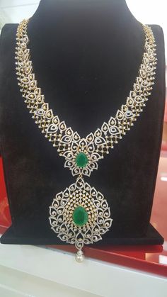 Diamond Haaram, Marriage Jewellery, South Indian Bridal Jewellery, Ikkat Dresses, Long Gown Design, Indian Bridal Jewellery