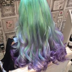 Green Hair Ideas, Purple And Green Hair, Pastel Dark, Blonde Curly Wig, Mint Hair, Green Wig, Pastel Hair