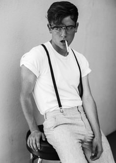 Connor Franta, Male Models Poses, Vintage Photoshoot, Men Photoshoot, Man Photography, Mens Fashion Photography, Foto Poses, Photography Poses For Men, Male Poses