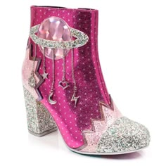 Regal Clothes, Funky Shoes, Irregular Choice, Fashion Diva, Pink Heels, Crazy Shoes, Pretty Shoes, Mode Inspiration, Festival Outfit