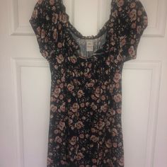 Never Worn. The Neck Sits On Your Shoulders And It Hangs Just Above The Knee Casual Floral Dress For Date Night, Casual Fitted Floral Dress For Date Night, American Rag, Asymmetrical Dress, Above The Knee, Colorful Dresses, Womens Dresses, Dresses, Women Shopping