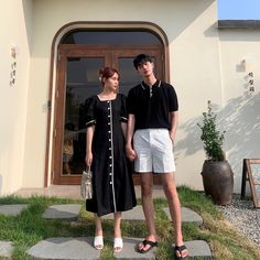 Color Coordinated Outfits For Couples, Couple Business, Bali Outfit, Ootd Couple, Outfit Couple, New Long Dress, Couples Style, Coordinates Outfits, Couple Fashion