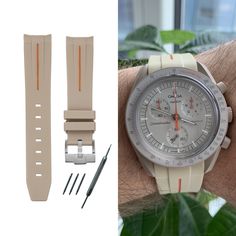 Made from high-quality silicone rubber for Omega x Swatch MoonSwatch, this beige / orange silicone strap is soft and pleasant to the touch, while being resistant to scratches and daily wear and tear. 🛠️ The strap comes with the necessary tools for quick and easy installation. 🎨 Discover our other colors in our store: https://etsy.com/shop/strapr The set includes a silicone strap beige / orange for MoonSwatch, as well as a tool and three spring bars. The bracelet features a stainless steel buckle, offering a secure and easy-to-use closure. The bracelet has a band width of 20 mm, and is made up of two parts of 12 cm and 8 cm to fit comfortably on any wrist. The bracelet is compatible with all MoonSwatch models: Moon, Mercury, Neptune, Jupiter, Saturn, Mars, Sun, Earth, Uranus, Venus, Pluto Swatch Omega Moonwatch Mercury, Omega X Swatch, Omega X, Omega Speedmaster, Velcro Straps, Silicone Rubber, Arm Band, Watch Bands, Daily Wear