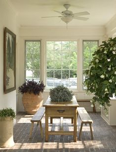 Wood Dining Bench with Stone Floor In the porch sunroom designed in a very simple and minimalist way, a wooden set of seats in the form of a dining table bench was chosen. Interior Porch, Traditional Porch, Apartment Budget, Diy Countertops, Brick Flooring, Porch Design, Decorating Small Spaces