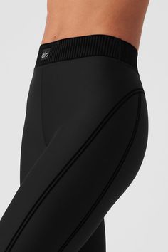 Studio, street, lounge: no problem. The Airlift High-Waist 7/8 Line Up Legging goes everywhere and makes it look easy. With cool flocking and sweetheart detailing on the back, it’s a versatile look that also happens to be epic. Match it up with a fave Alo tank. Womens Black Pants, Instagram Worthy, Alo Yoga, No Problem, Yoga Women, Second Skin, Flocking, Black Leggings, That Look