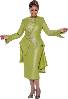 Dorinda Clark 5402 green skirt suit Dorinda Clark Cole, First Lady Church Suits, Suit Colors, Church Dresses For Women, Church Suits And Hats, Scuba Skirt, Church Attire, Women Church Suits, Colorful Dresses Formal