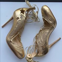 New. Tie Up Star Shoes. Gorgeous. No Box. Celestial Shoes, Actor Dr, Gold Shoes Heels, Whimsical Shoes, Golden Treasure, Ballroom Shoes, Shiny Shoes, Costume Inspo, Silent Hill