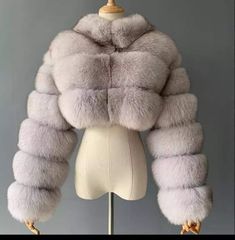 Faux Fur JacketFluffy Faux FurBox designhand crafted qualityZipper DetailsIf you want larger sizes,? or another color please email us for a quote Short Fur Coat, Winter Faux Fur Coat, Short Faux Fur Coat, Short Coats Women, Faux Coat, Faux Jacket, Fur Coat Fashion, Faux Fur Cropped Jacket, Womens Faux Fur Coat