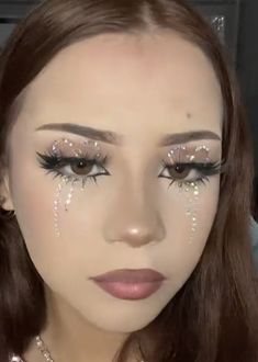 Gem Makeup, Maquillage Yeux Cut Crease, Vampire Bride, Rhinestone Makeup, Rave Makeup, Pinterest Makeup, Eye Makeup Designs