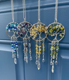 Crystal Art Crafts, Bead Suncatcher Diy, Crafts With Crystals, Crystal Crafts Diy, Crystal Tree Diy, Crystal Chip Jewelry, Things To Do With Beads, Glass Beads Crafts, Mirror Boho Decor