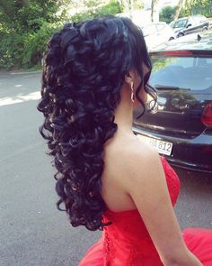 Sweet 16 Hairstyles, The Right Hairstyles, Hairstyles For Prom, Short Hair Lengths, Quinceanera Hairstyles, Romantic Hairstyles, Quince Hairstyles, Best Wedding Hairstyles, Professional Hairstylist