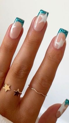 A visual delight of festive chic! Our pin showcases adorable December nails with a French tip twist, inviting you to envision the cute and playful charm that graces your fingertips Tip Nail Designs, Welcome December, French Tip Nail Designs