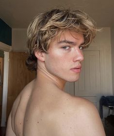 Nick Reid, Waves Hairstyle Men, Waves Hairstyle, Blue Eyed Men, Hairstyle Men, Makes No Sense, Wavy Hair Men, Dyed Blonde Hair, Dirty Blonde Hair