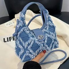 Life Long Quality That Does Not Disappoint! Mochila Jeans, Designer Purses And Handbags, Patchwork Tote Bags, Denim Handbags, Denim Shoulder Bags, Tassels Fashion, Denim Tote, Patchwork Bags, Cross Bag