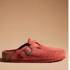 Birkenstock Boston Shearling Clogs Sienna Red Suede / Shearling Size: Us 6-6.5 / Eu 37 New In Box. Shearling Clogs, Boston Shearling, Birkenstock Boston Shearling, Birkenstock Colors, Clogs Birkenstock, Red Clogs, Birkenstock Clog, Birkenstock Clogs, Shoes Birkenstock