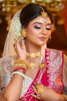 Bengoli Kolka Design, Bengali Bride Kolka Design, Bride Pic, Bridal Art, Indian Bridal Photos