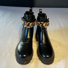 Sugar Ankle Boot Removable Gold Chain Strap Size 9 Never Worn Super Fast Shipping Trendy Chain Boots For Fall, Chain Detailed Round Toe Boots For Fall, Chain Boots With Round Toe For Fall, Chain-detail Round Toe Boots For Fall, Chain-detailed Round Toe Boots For Fall, Chic Black Boots With Chain Detail, Chic Black Boots With Chain, Black Boots With Chain Strap For Fall, Sugar Shoes