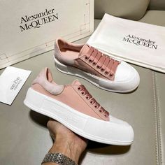 3202220 Alexander McQueen 2021ss early spring first white shoes sneakers for w White Shoes Sneakers, Puma Platform Sneakers