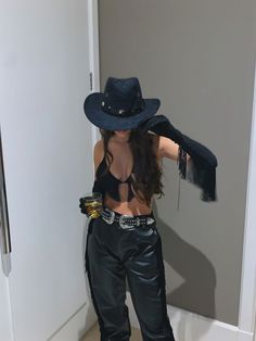 Chaps Cowgirl Costume, Black Cowgirl Festival Outfit, Cochella Cowgirl Outfit, Cowboy Costumes Women's, Space Cowgirl Costume Plus Size, Cowboy Women Costume, Cowgirl Style Costume, The Most Wanted Tour Outfits, Cowgirl Style Outfits Concert