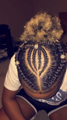 Yass need a nigga with hair❤️ Man Braids, Boy Braids, Boy Braids Hairstyles, Male Hairstyles, Curly Hair Trends, Mens Braids Hairstyles, Mens Braids, Men Hair