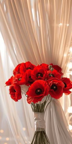 Bold Poppy Wedding Bouquets Poppy Flower Bouquet Floral Arrangements, Red Poppies Bouquet, Wedding Flowers Poppies, Poppy Flowers Wedding, Red Wildflower Bouquet, Red Poppy Bouquet, Poppies Wedding Bouquet, Poppy Wedding Decor, California Poppy Bouquet