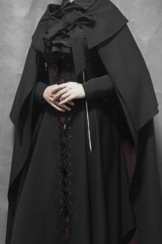 Flange Oath Punk Style Cape Black Cloak Aesthetic, Black Fantasy Suit, Cloak Black, Long Cloak, Dance Costumes Hip Hop, Black Cloak, One Piece Jumper, Vintage Cape, Elegant Gothic