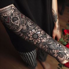 Koi Tattoo Sleeve, Geometric Mandala Tattoo, Tattoo Thigh, Abstract Tattoo Designs, Simple Tattoos For Guys, Design Tattoos, Armband Tattoo Design, My Tattoos, Sacred Geometry Tattoo