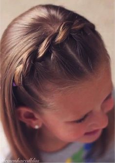 Pretty Hair Styles, Girls Hairdos, Braid Headband, Pull Through Braid, Instagram V