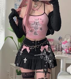 Pastel Goth Outfits, Goth Outfit, Pastel Goth Fashion, Pose Fotografi, Kawaii Fashion Outfits, Swaggy Outfits, Goth Outfits, Alternative Outfits, Really Cute Outfits