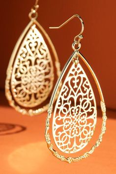 Teardrop Filigree Dangle Earrings - The Swanky Bee Gold Filigree Earrings, Filigree Jewelry, Filigree Earrings, Earrings In Gold, Gold Filigree, Gold Earrings Dangle, Silver Earrings Dangle, Arabesque, Earrings Dangle