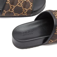 Italy Logo, Gucci Slides, Gg Logo, Gucci Gucci, Buy Gucci, Slide In, Slide On, Brown Shoe, Gucci Men