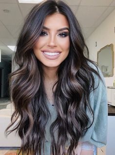 Dark Fall Hair Color 20 Ideas: Embrace the Richness of the Season - women-club.online Rambut Brunette, Brunette Ombre, Hair With Highlights, Brunette Balayage, Brunette Hair With Highlights, Brown Hair Balayage