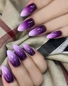 Bright Purple Nails Design, Violet Nails Designs, Purple Ombré Nails, Purple Ombre Nails, Ombre Nail Art Designs, Unghie Sfumate, Purple Nail Art, Purple Acrylic Nails