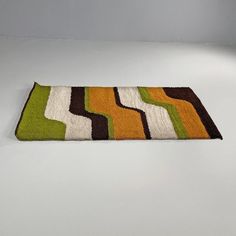 an area rug is shown on the floor