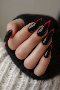 Fun Halloween Nails, Witch Nails, Gothic Nails, Goth Nails, Red Nail, Diy Nail Art, Nail Arts