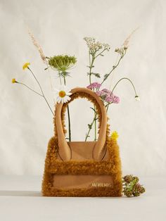 AW21 WW JACQUEMUS BAG - STILL LIFE CREATIVE DIRECTION & STYLING BY CHRIS HOBBS FOR MATCHESFASHION Le Chiquito Moyen, Photography Inspo, Still Life Photography, Art Direction, Still Life, Luxury Design