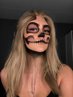 Idea Aesthetic, Halloween Idea, Halloween Makeup Pretty, Skull Makeup, Halloween Make Up, Lara Croft, Halloween Make, Artistry Makeup, Halloween Ideas