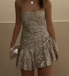 18th Birthday Dress, Silver Party Dress, Sequin Homecoming Dress, Fest Outfits, Silver Party, Dress Sequin, Looks Party, Birthday Dress