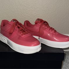 Women's Nike Air Force 1 Fontanka Color: Hot Pink Condition: Brand New - Comes With Original Box Size: 8.5 Nike Air Force Fontanka, Nike Air Force 1 Fontanka, 007 Woman, New Nike Air Force, Nike Air Force One, White Running Shoes, Air Force One, Nike Tennis Dress, Nike Air Force Ones