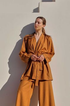 Our transitional Raw Silk Robe Jacket is expertly hand crafted with a relaxed silhouette and tailored details. Made from 100% natural and breathable raw silk, this tailored robe can be worn around the house or easily styled as a casual jacket for daytime. With convenient side seam pockets and a waist tie for the perfect fit, you'll find it quickly becomes your daily wardrobe essential. Collect a matching set by pairing the robe with our Raw Silk Easy Pant. The Details: 100% Raw Silk (Linen-like Hair Turban, Jacket With Pockets, Silk Linen, Silk Robe, Pajama Robe, Womens Robes, Raw Silk, Polished Look, Casual Jacket