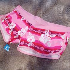 Nwt,Stretchy Fabric No Size ,Measurement Available Will Fit Like M Toru Hagakure, Thrift Ideas, Lycra Shorts, 2000s Outfit, Oc Inspiration, Pretty Bags, Pinterest Closet, Summer Fits, Fashion Fits