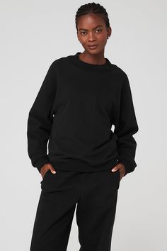 Cozy days are here at last. Make the most of them with the Heavyweight Offline Crew Neck Pullover — a chill, street-ready layer that’s all about comfort. Made from thick, heavyweight French terry, this relaxed pullover features dropped shoulders and cuffs at the sleeves and waistband. Size up for an oversized look. Comfy, heavyweight French terry Chill, dropped shoulder fit Designed & uniquely fit to flatter every size Wear-tested by our in-house team for the perfect fit Here At Last, Woman Back, Back Women, Alo Yoga, At Last, Puffer Vest, Free Time, Bra Tops, Heavy Weight