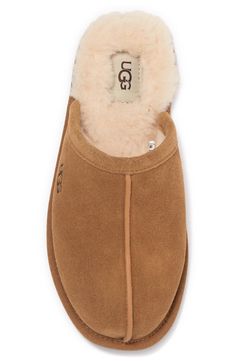 Classic Indoor Slippers With Cushioned Footbed, Soft Casual Sheepskin Slippers, Casual Brown Sheepskin Slippers, Casual Sheepskin Indoor Slippers, Casual Indoor Sheepskin Slippers, Casual Sheepskin Slippers With Plush Lining, Casual Sheepskin Slippers For Fall, Ugg Style, Ugg Slippers