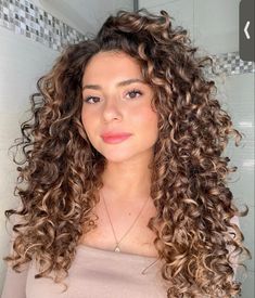 Hair Styels, Dyed Curly Hair, Crimped Hair, My Roots, Curly Hair Styles Easy, Curly Hair Wig, Curly Hair Inspiration