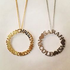 Mommy monogram necklace-children's names in a circle with a hidden bail so it can also be worn as a pin.  Available in gold plated, sterling silver, rose gold plated, 14K gold, white or rose gold. http://www.bettinascollection.com/collections/love-my-mom-jewelry/products/mommy-circle-of-love-necklace-with-hidden-bail Necklace Name Design, Minimal Gold Jewelry, Metal Jewelry Making, Fancy Jewellery Designs, Bar Necklace Personalized, Gold Jewelry Stores, Gold Pendant Jewelry, Antique Gold Jewelry, Silver Jewelry Design